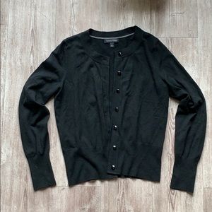 •3 for $10 Sale•Banana Republic Cardigan